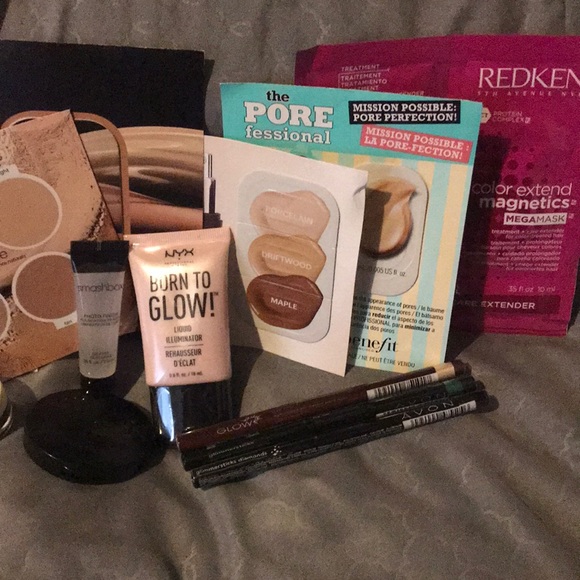 Makeup Bundle - Picture 2 of 6